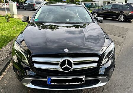 Mercedes-Benz GLA 200 Urban Urban