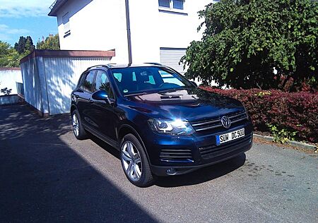 VW Touareg Volkswagen 3.0 V6 TDI Tiptr Exclusive BMot Tech...