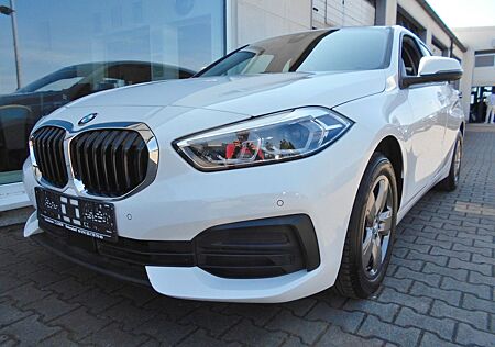 BMW 118iA -NAVI-TEMPOMAT-PDC-SITZEIZUNG-LED-CARPLAY-
