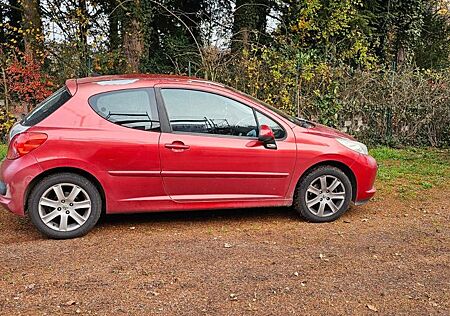 Peugeot 207 Sport 120ps VTi TÜV 08.2027