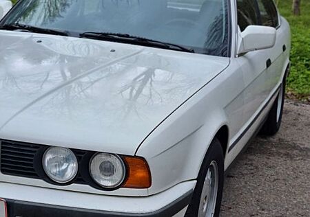 BMW 520i e34