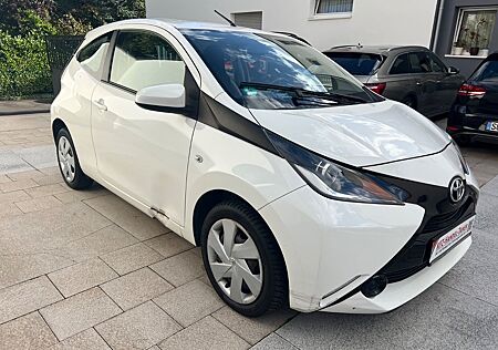 Toyota Aygo (X) Aygo -play