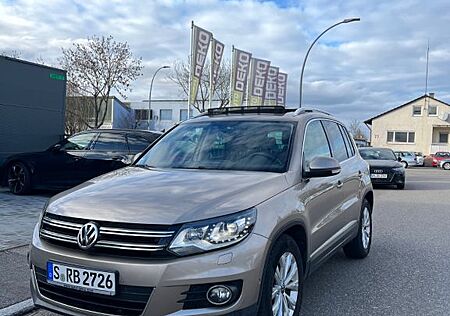 VW Tiguan Volkswagen 2.0 TDI CUP Panorama/PDC/AHK