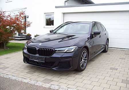 BMW 530e Touring M Sportpaket HEAD/PANO/AHK/LASER