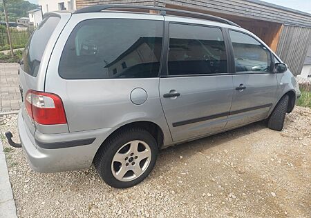 Ford Galaxy 1.9TDI 85 kW Ghia 7-sitzig Ghia