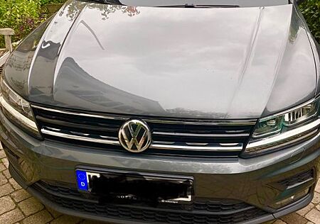 VW Tiguan Volkswagen 2.0 TDI SCR Comfortline Comfortline