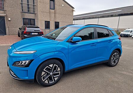 Hyundai Kona Elektro ELEKTRO 100kW, NAVI, CAMERA