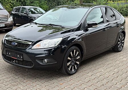 Ford Focus Lim. Black Magic*KLIMA*T.LEDER*TÜV*TOP*
