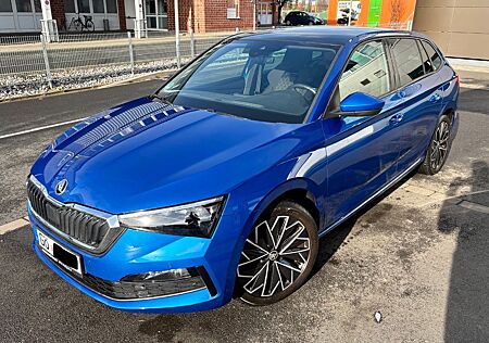 Skoda Scala Style max. Ausstattung 8x bereift TÜV 3/28