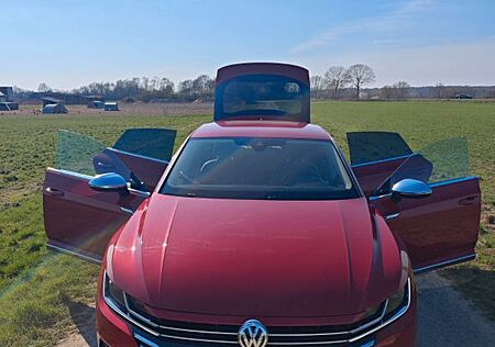 VW Arteon Volkswagen 2.0 TDI SCR Elegance Elegance