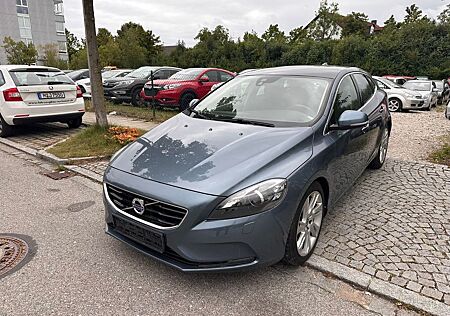 Volvo V40 Summum