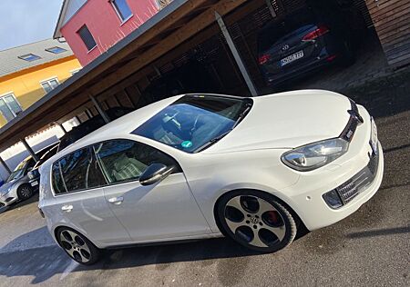 VW Golf Volkswagen 2.0 TSI DSG GTI