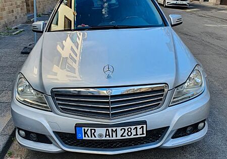 Mercedes-Benz C 200 CDI T BlueEFFICIENCY -