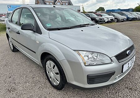 Ford Focus Lim.Ambiente 1.6 Klima*Neu Tüv*Navi