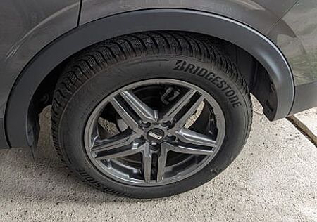 Renault Arkana E-TECH 145 R.S. Line R.S. Line
