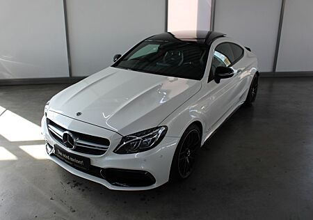 Mercedes-Benz C 63 AMG C 63 S AMG Coupé ILS LED Performance Panorama