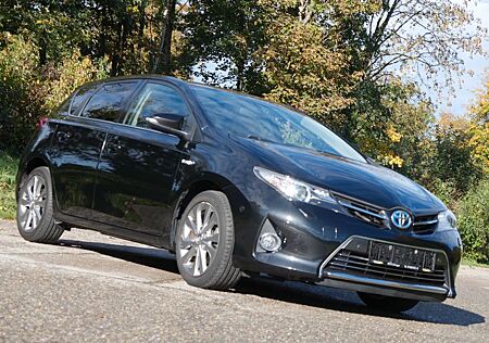 Toyota Auris Hybrid Executive