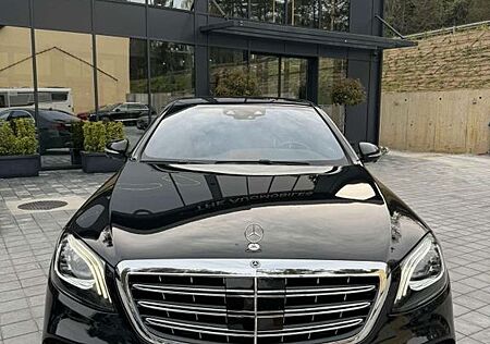 Mercedes-Benz S 560 L -