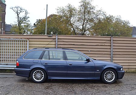 BMW 530i 5 Touring Exclusive*2.HAND*LEDER*XENON*PDC*