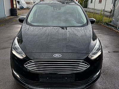 Ford Grand C-Max 1,5 EcoBoost 110kW Titanium Titanium