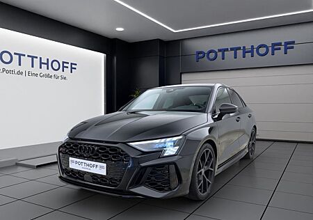 Audi RS3 Limousine Q NAVI MATRIX KAMERA B&O HuD