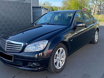 Mercedes-Benz C 180 CGI BlueEFFICIENCY