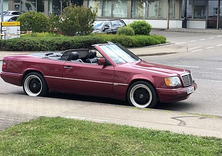 Mercedes-Benz E 220 w124 Cabrio Sportline