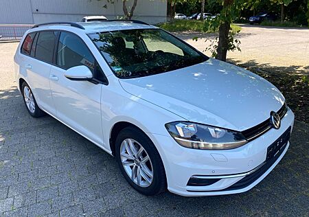 VW Golf Volkswagen 2.0 TDI Comfortline Variant Klima ACC Navi
