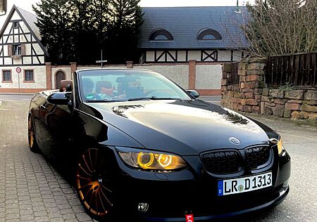 BMW 320i Cabrio -