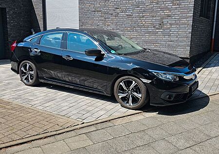 Honda Civic 1.5 VTEC TURBO Elegance ACC CARPLAY Sitzhe