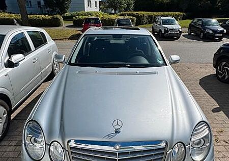 Mercedes-Benz E 280 4MATIC ELEGANCE Elegance