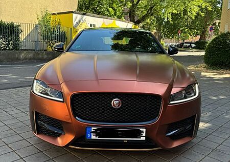 Jaguar XF 25t 250PS R-Sport Automatik R-Sport