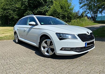 Skoda Superb Combi Style 2.0 TDI 190PS VirtCockpit AHK