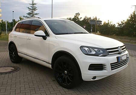 VW Touareg Volkswagen 4.2 V8 Standheizung*Panorama*Luft"AHK