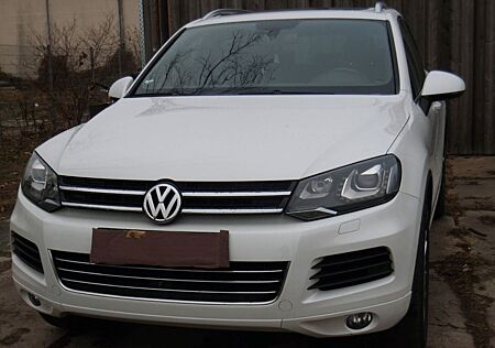 VW Touareg Volkswagen 3.0 V6 TDI Tiptronic Edition X BMT E...