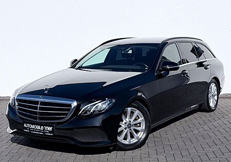 Mercedes-Benz E 300 E 300d T / NAVI / LED / PDC / GARANTIE /