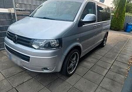 VW T5 Multivan Volkswagen 4 Motion ATM AHK 2 Schiebetüren