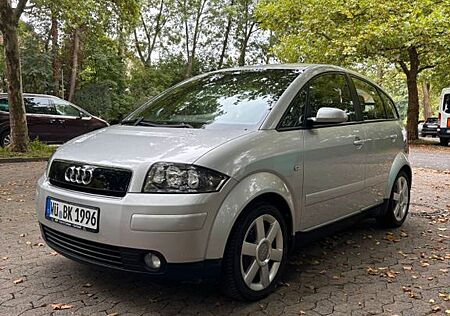 Audi A2 1.4 - TÜV 02/2027