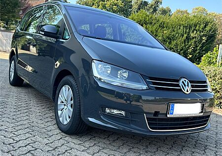 VW Sharan Volkswagen 2.0 TDi DSG*Comfortline*NAVi*Multilenkrad