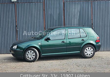 VW Golf Volkswagen 1.6 Basis (Nr. 114)