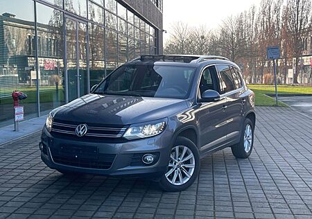 VW Tiguan Volkswagen Sport & Style BMT 4Motion SHZ/PANORAMA/