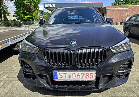 BMW X1 xDrive 20 i M Sport,Head Up display,Navi,LED