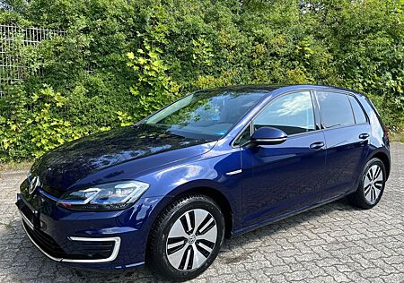 VW Golf Volkswagen e- *PDC SHZ*