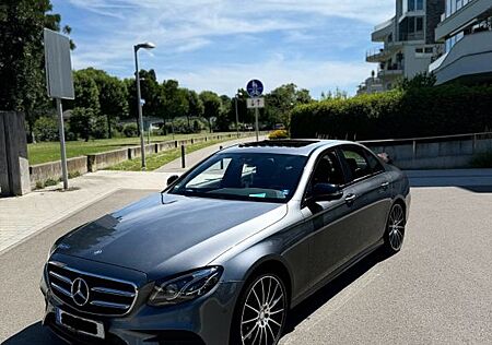 Mercedes-Benz E 350 E 350d AMG Line Autom. AMG Line