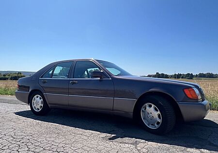 Mercedes-Benz S 400 S-Klasse 400 SE W140 8 Zylinder