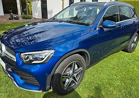 Mercedes-Benz GLC 300 d 4MATIC Autom.9G AMG Line AHK Pano LED