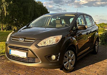 Ford Grand C-Max 1,0 EcoBoost 74kW Business Editi...