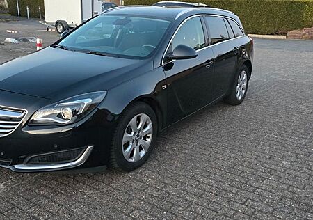 Opel Insignia A Sports Tour Innovation 4x4 Automatik
