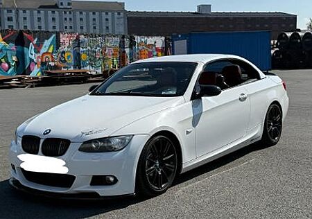 BMW 330i Cabrio -