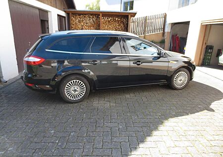 Ford Mondeo 2,0 Titanium Turnier Titanium
